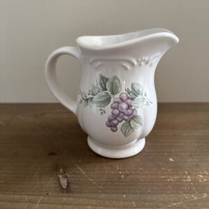 Vintage Pfaltzgraff Grapevine Stoneware Creamer Pitcher Made In USA